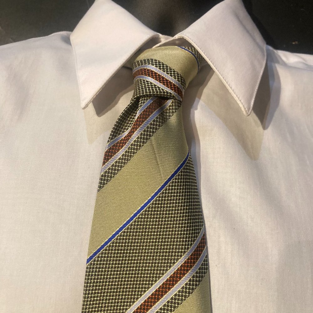 Hugo Boss Mens Silk Necktie Gold Blue Red Striped Tie Italy